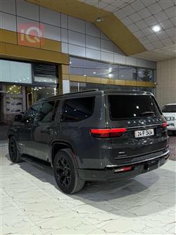 Jeep Wagoneer